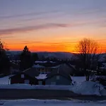 Primeloft Bergnest - Panorama - Balkon - Parkplatz - Aussicht - Kamin - 6 Pers